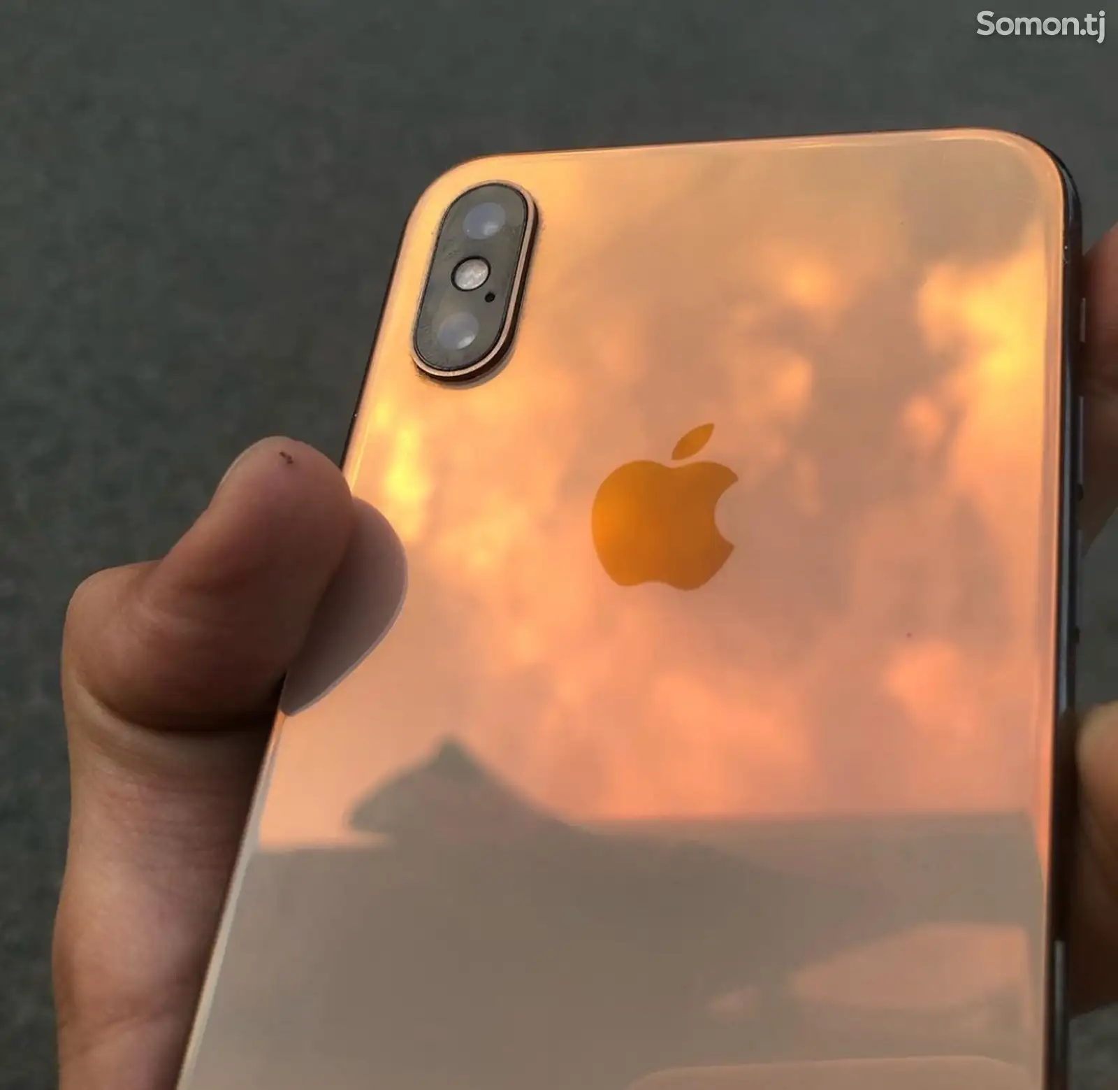 Apple iPhone Xs, 64 gb, Gold-1