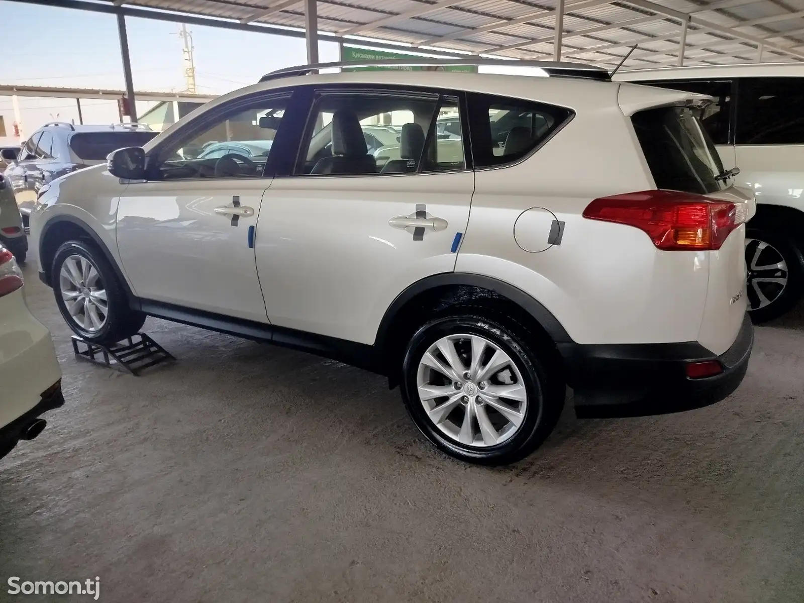 Toyota RAV 4, 2014-7