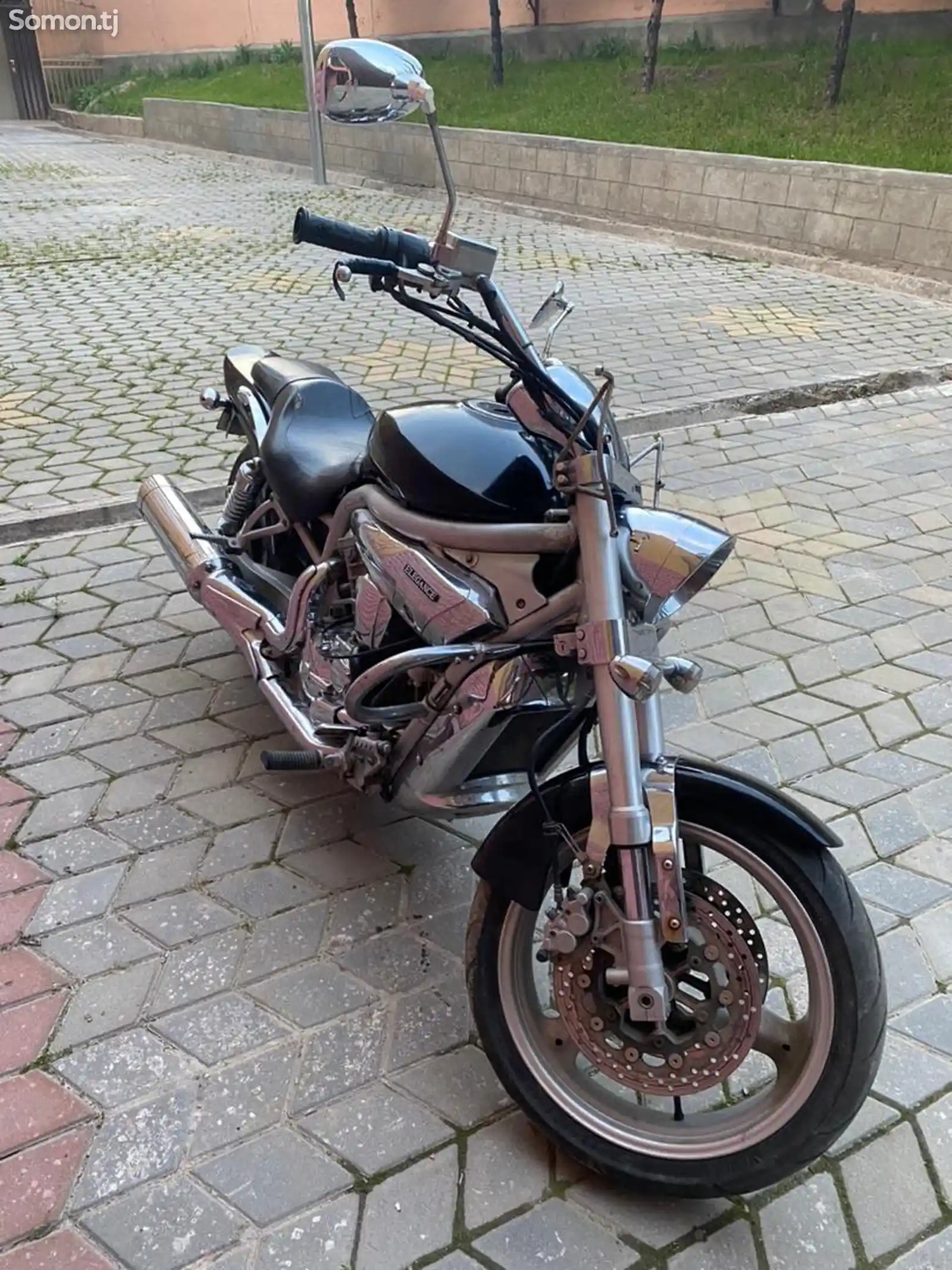 Мотоцикл Hyosung GV650-6