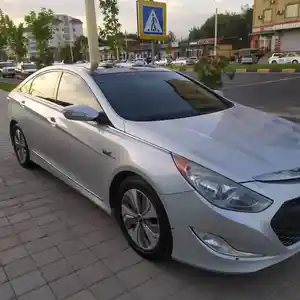 Hyundai Sonata, 2014