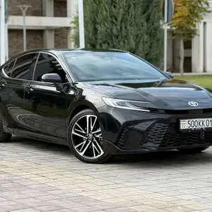 Toyota Camry, 2024