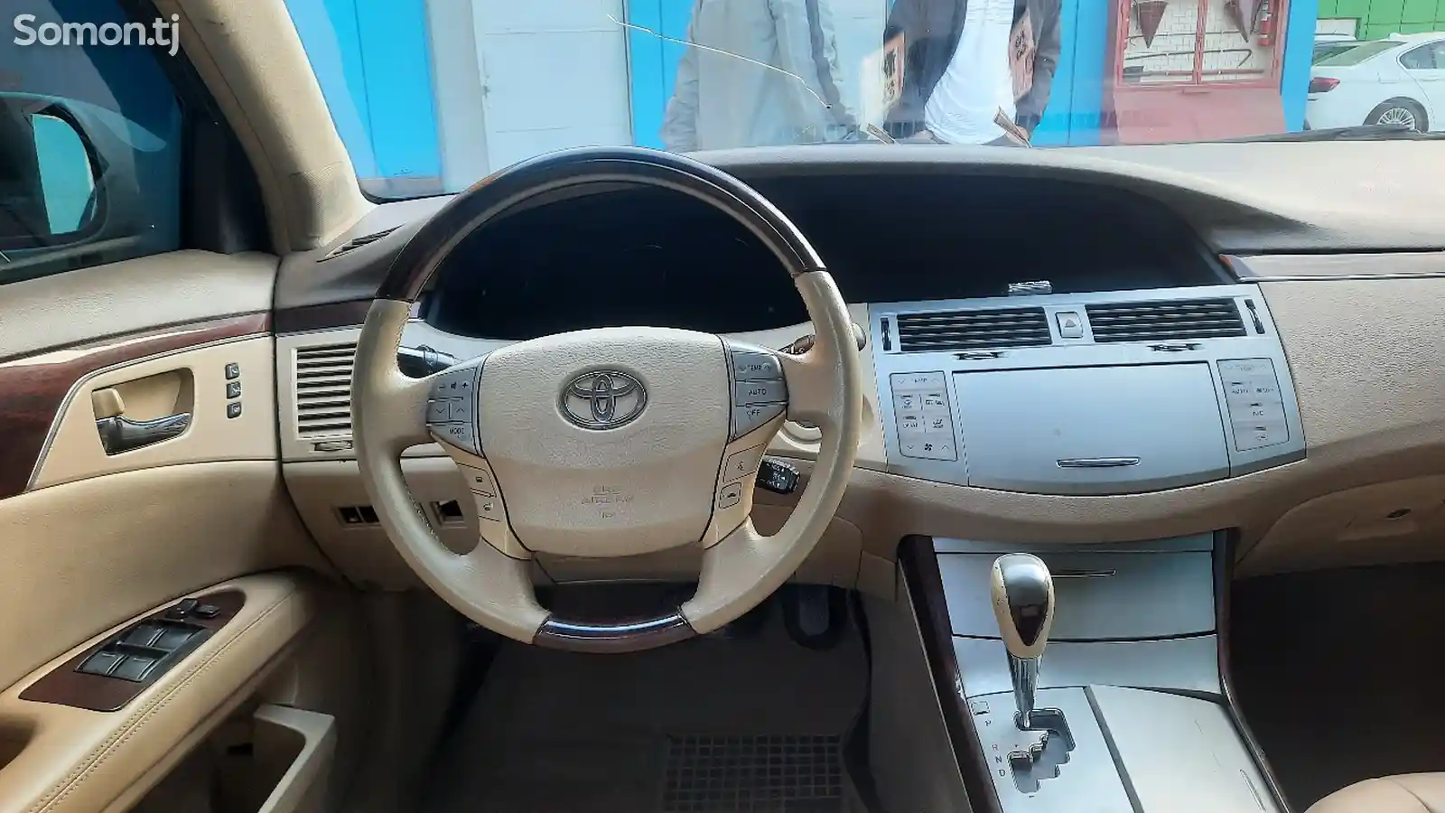 Toyota Avalon, 2009-10