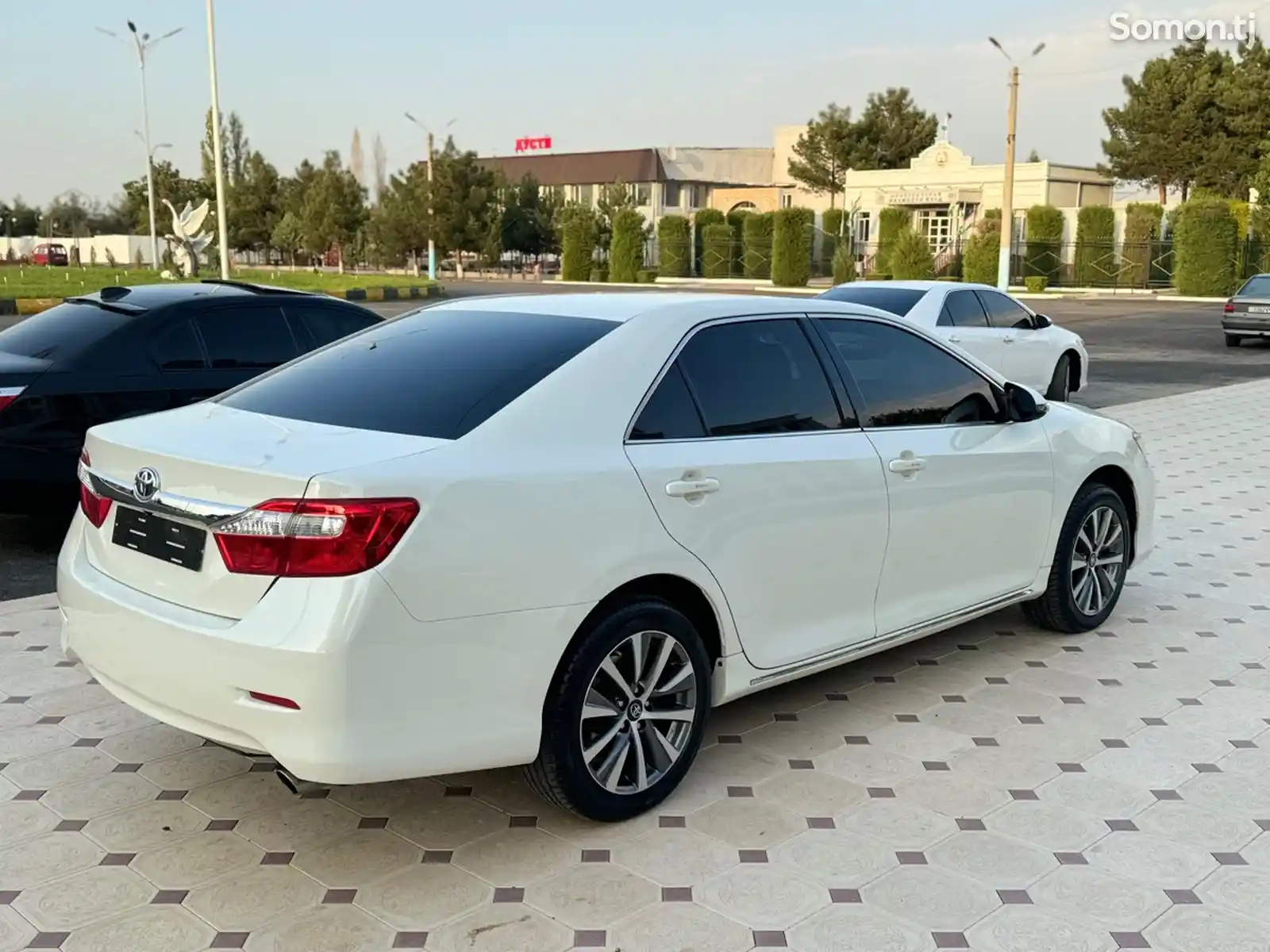 Toyota Camry, 2012-8