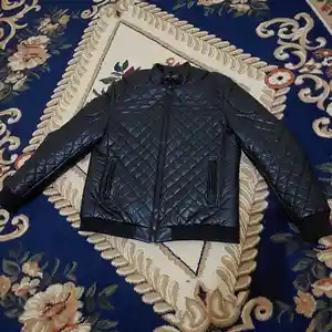 Кожаная куртка Armani r56