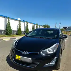 Hyundai Elantra, 2016