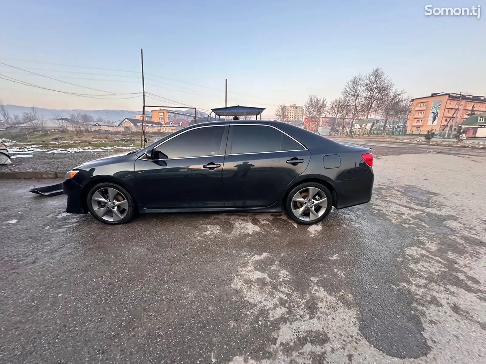 Toyota Camry, 2013-1