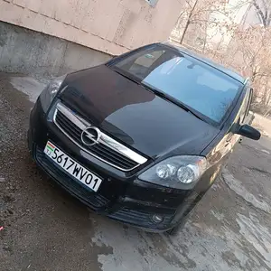 Opel Zafira, 2009