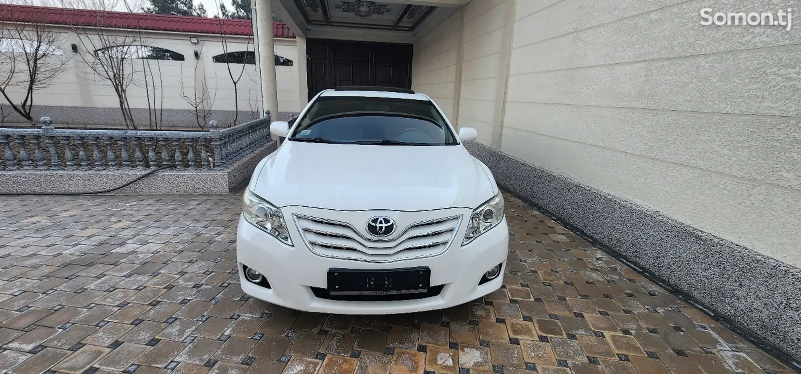 Toyota Camry, 2010-1