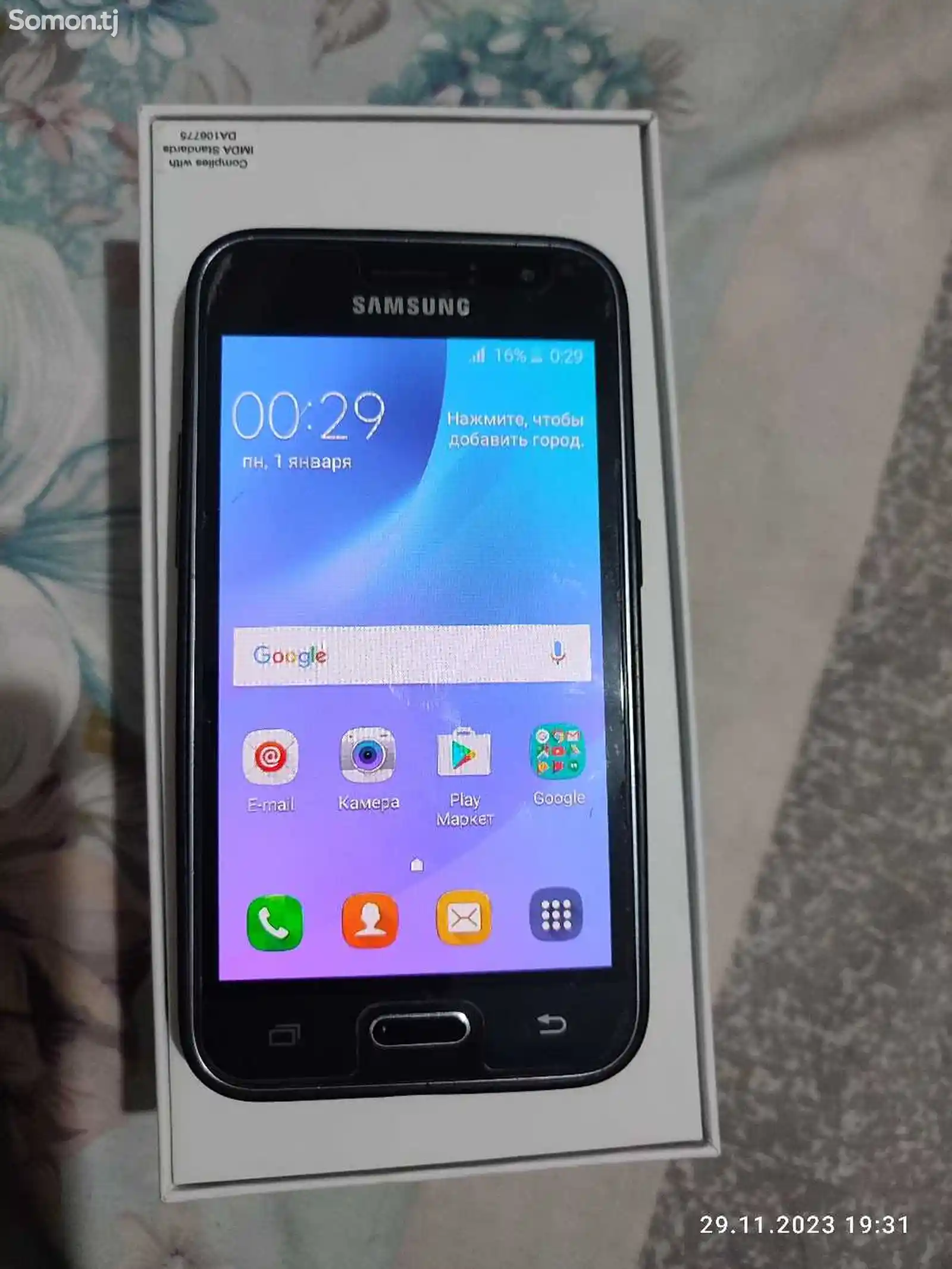 Samsung Galaxy J1-1