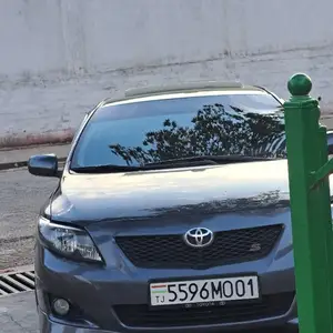 Toyota Corolla, 2010