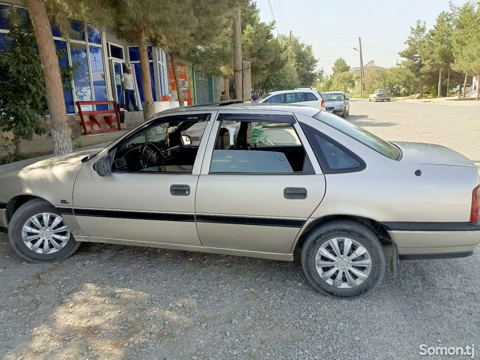 Opel Vectra A, 1992-3