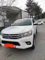 Toyota Hilux, 2016-3