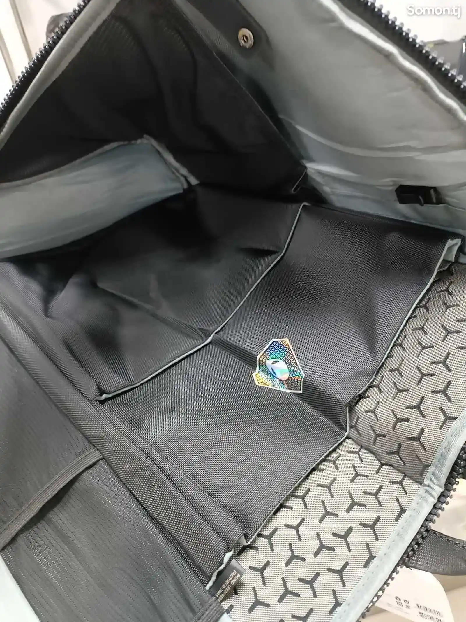 Рюкзак для ноутбука AlienWare Pro-8