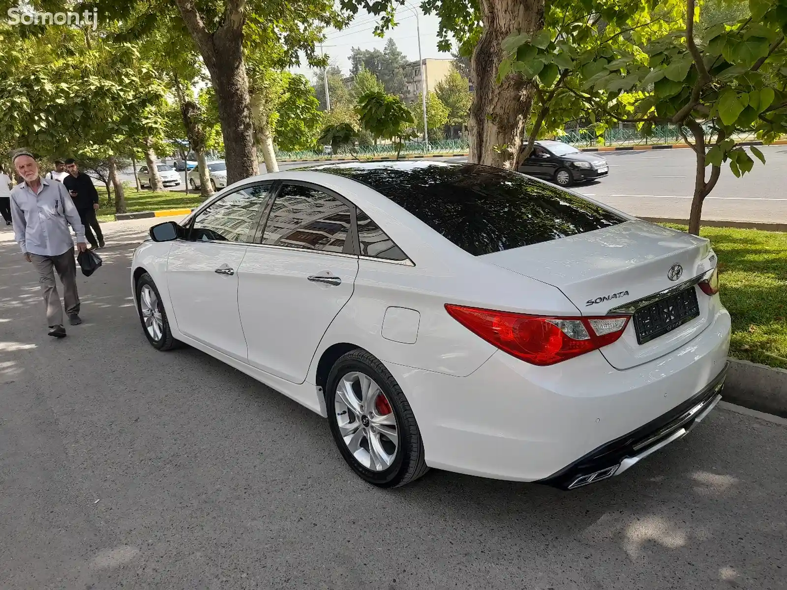 Hyundai Sonata, 2011-1