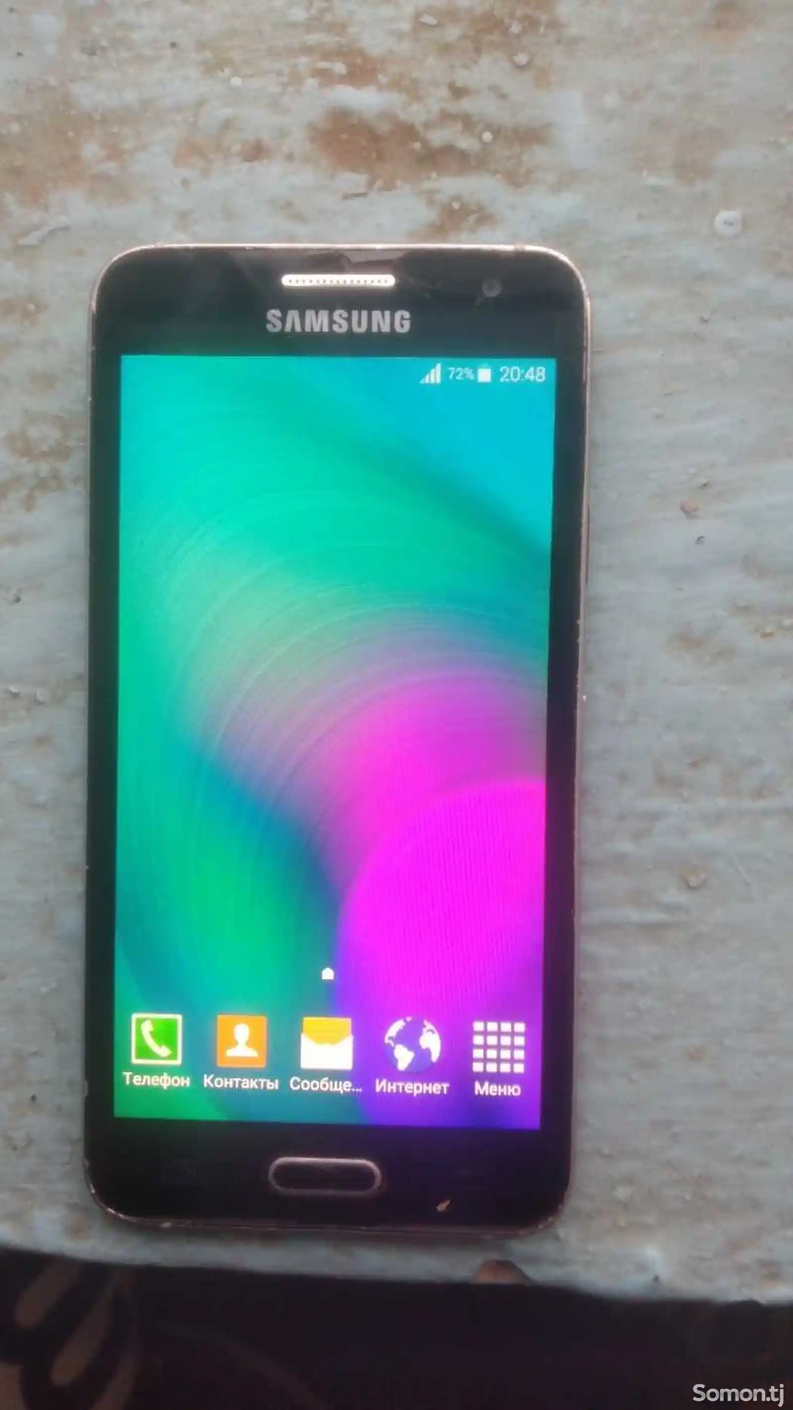 Samsung Galaxy A3, 2015-1