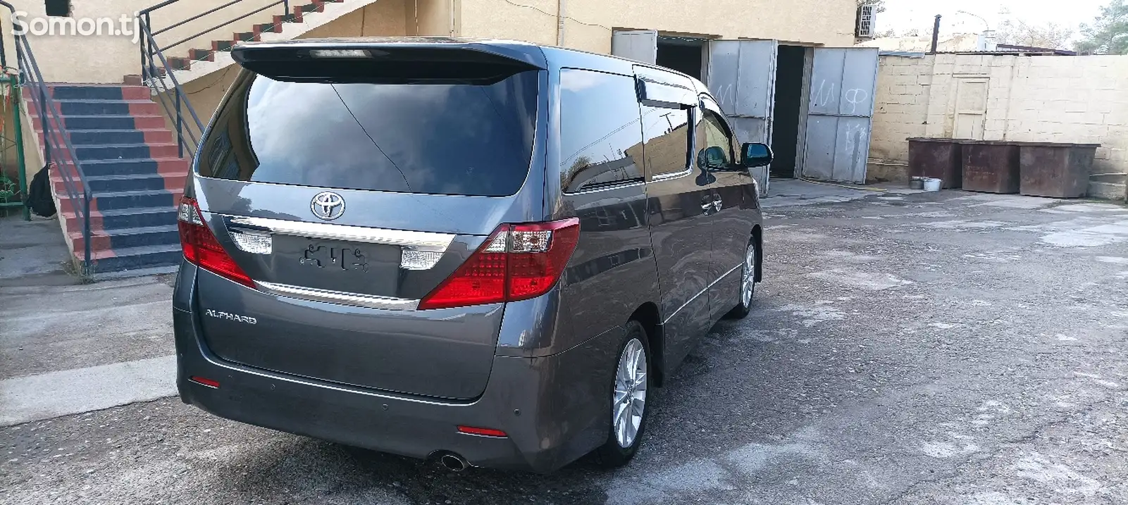 Toyota Alphard, 2013-2