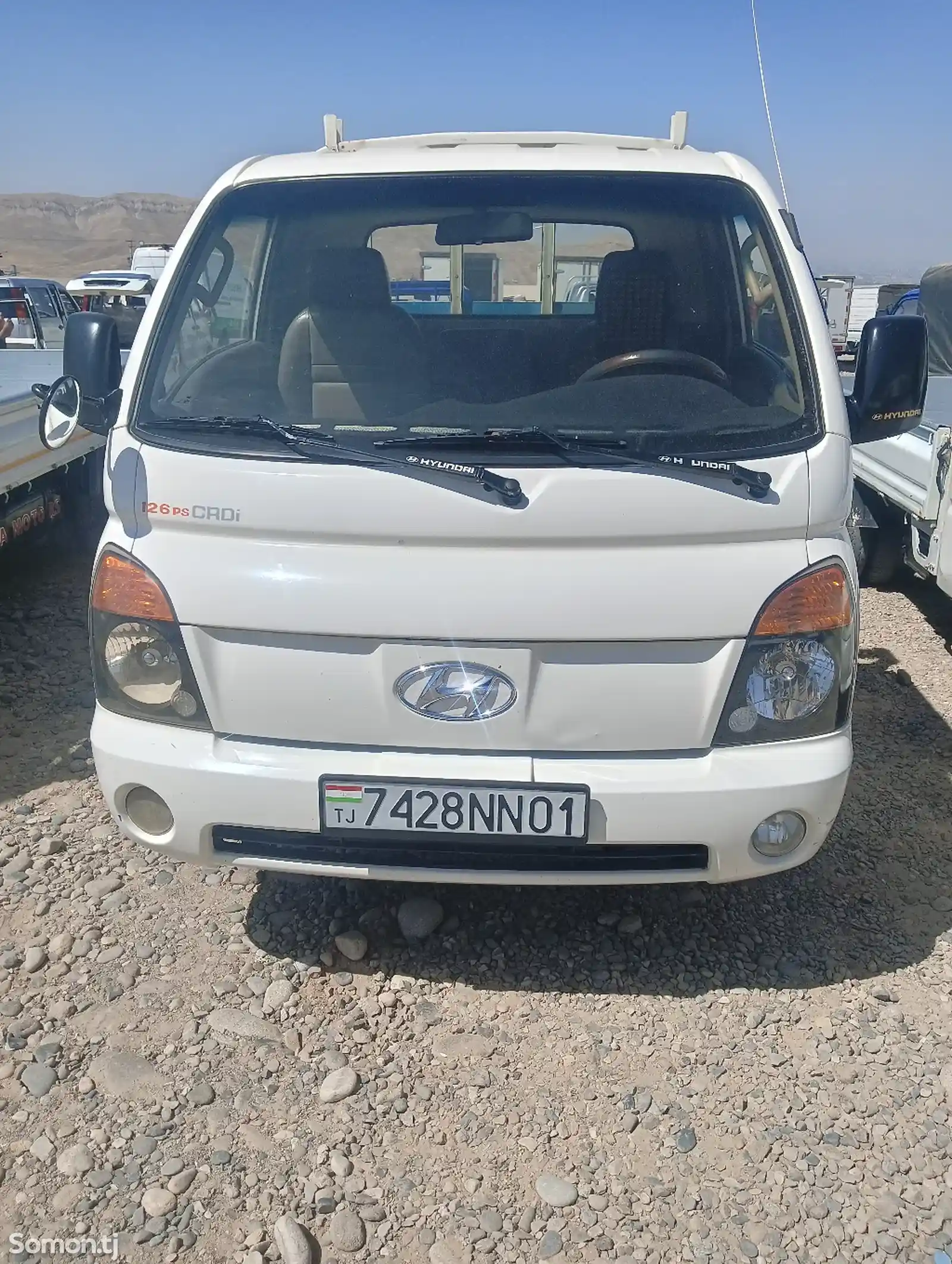 Бортовой автомобиль Hyundai Porter, 2011-1