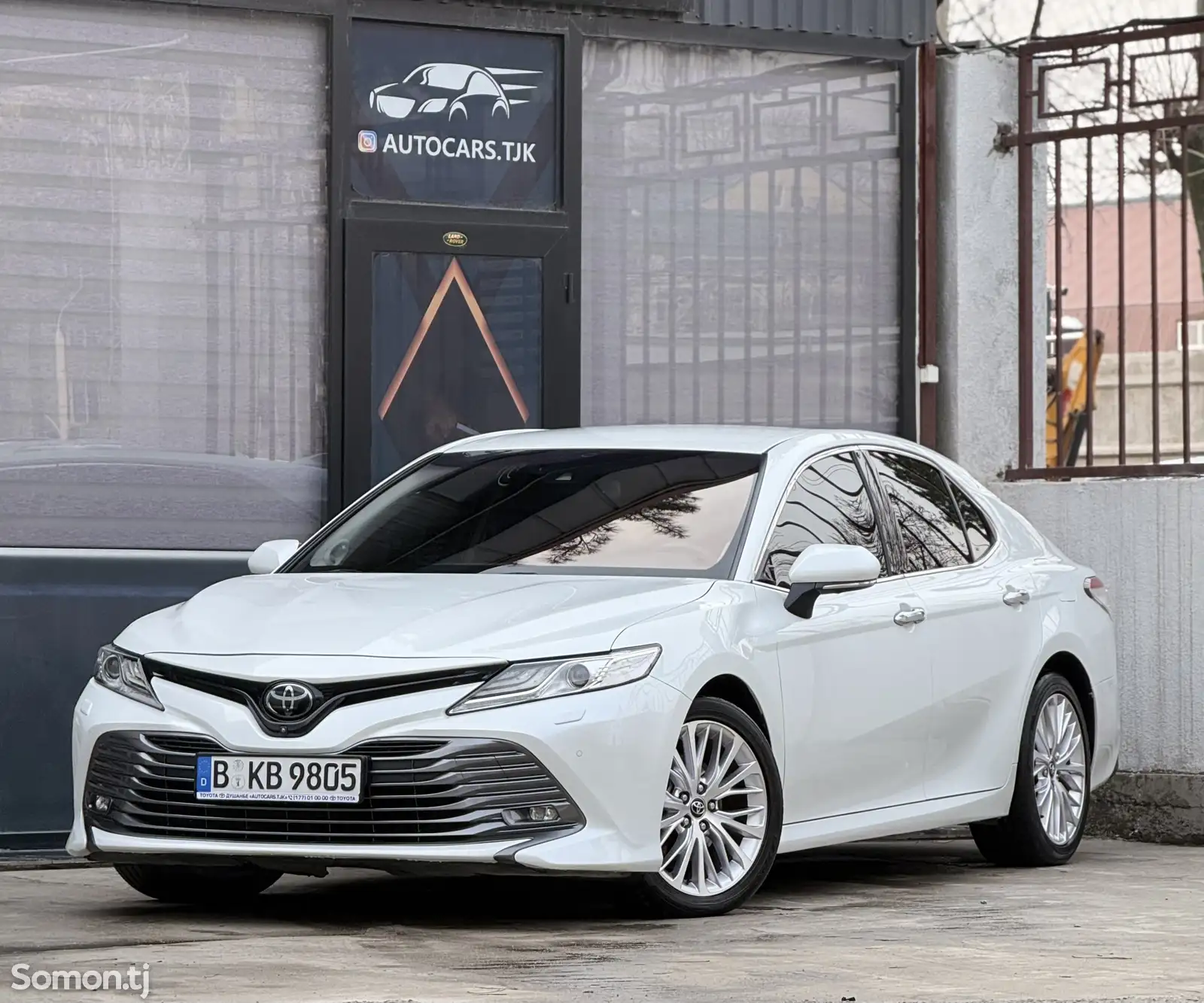 Toyota Camry, 2019-1