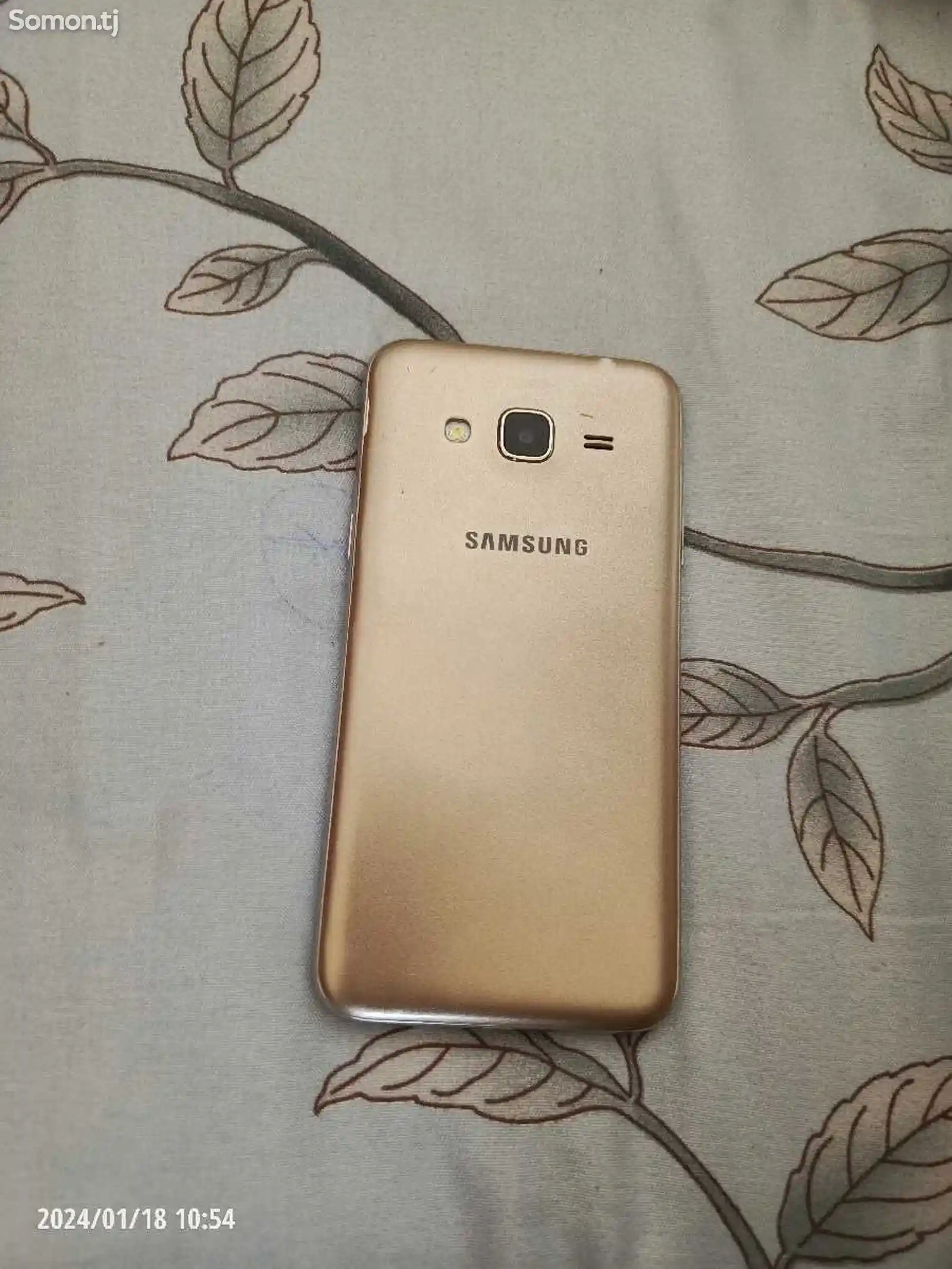 Samsung Galaxy J3-1