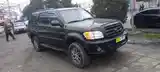 Toyota Sequoia, 2002-4