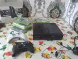 Игровая приставка Xbox 360-2