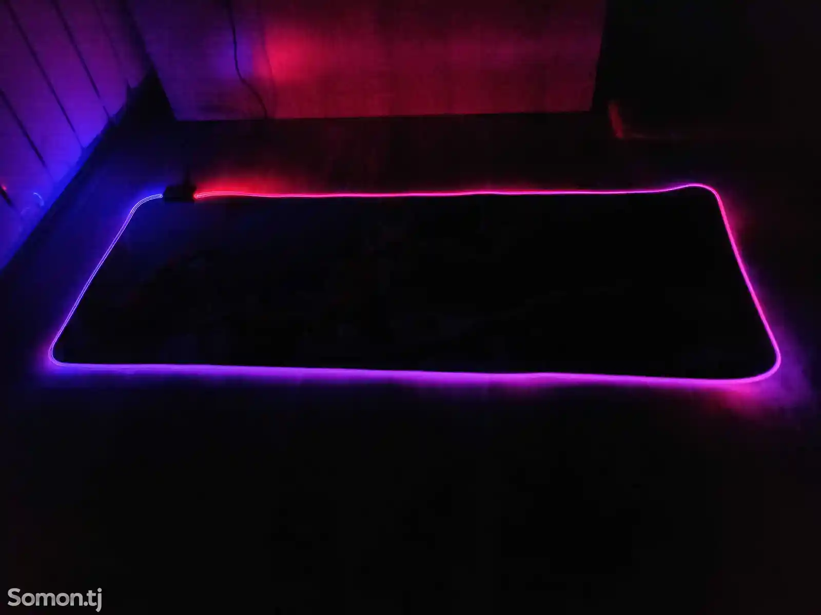 Игровой RGB-коврик с подсветкой-2