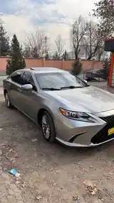 Lexus ES series, 2015-8