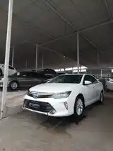 Toyota Camry, 2015-7