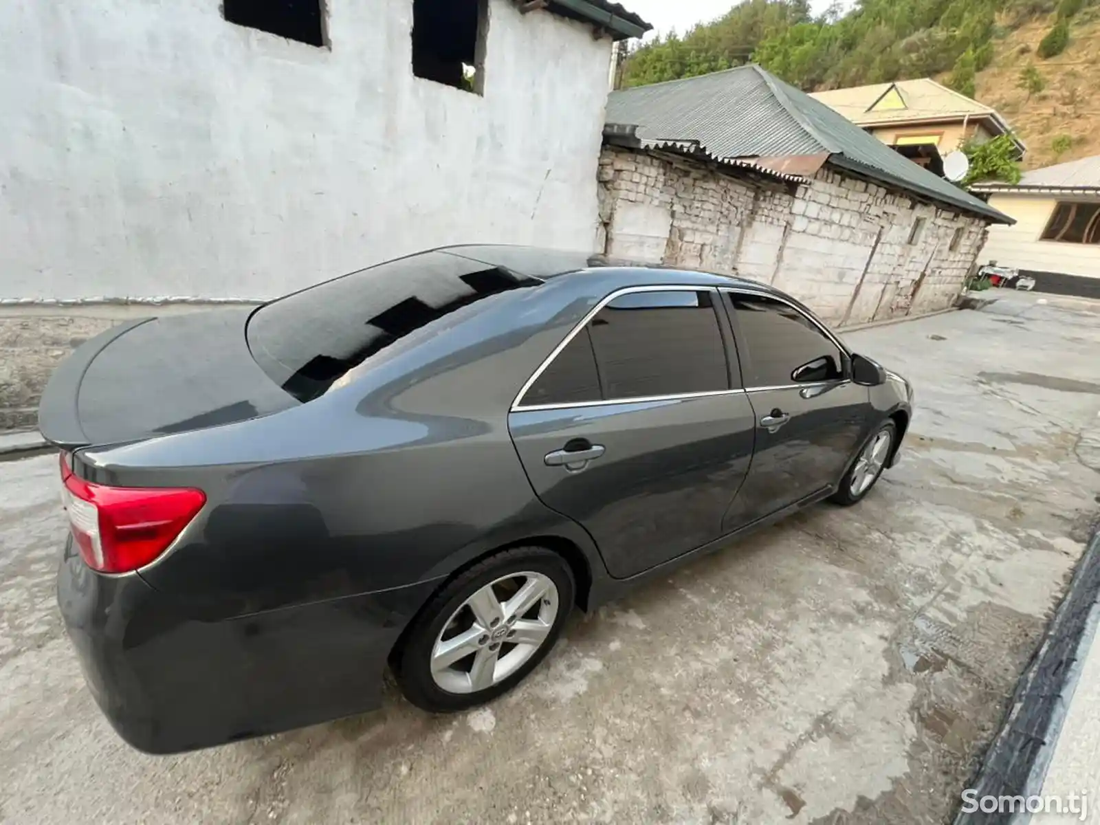 Toyota Camry, 2013-9