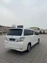 Toyota Vellfire, 2010-6