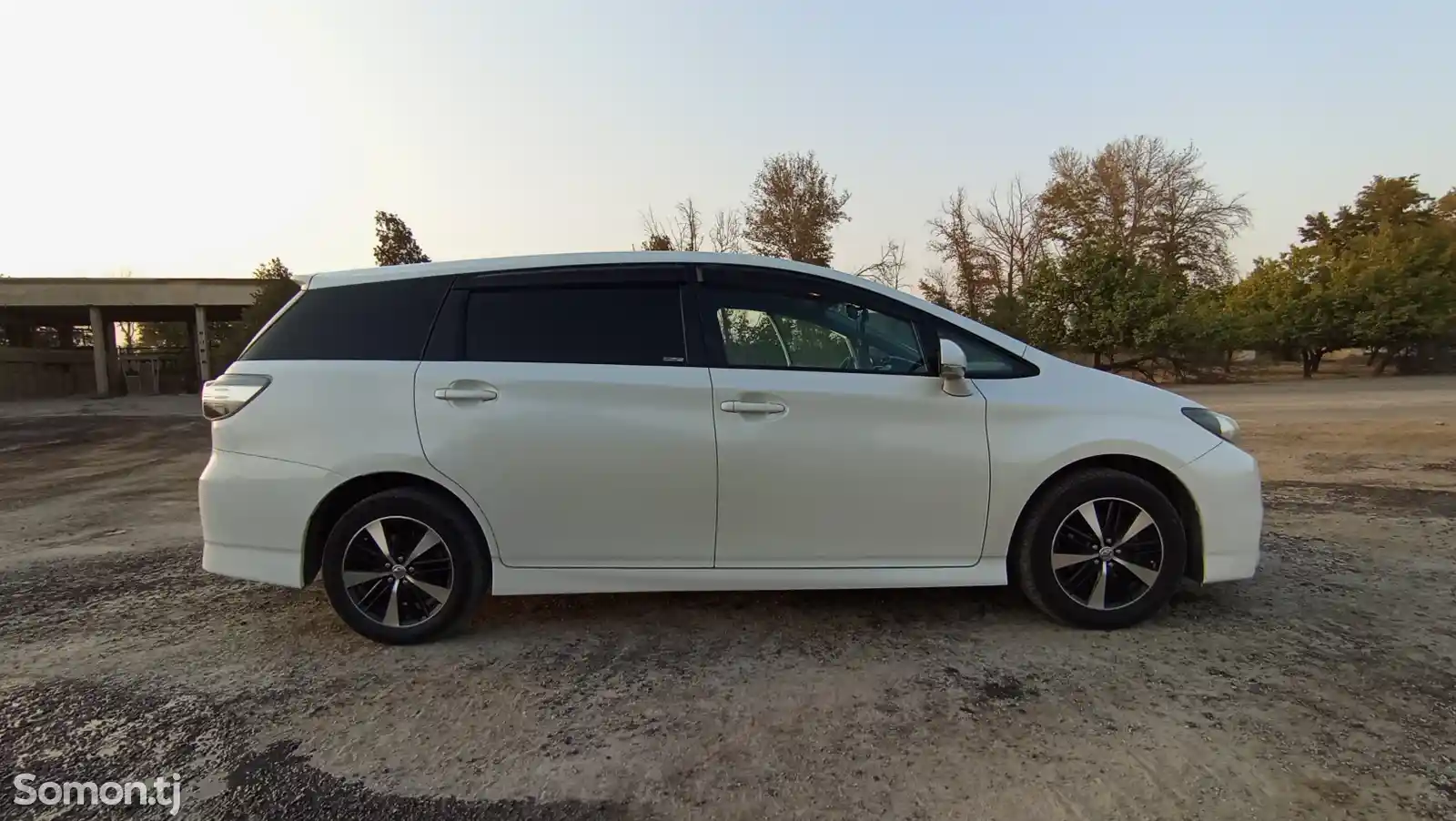 Toyota Wish, 2014-9