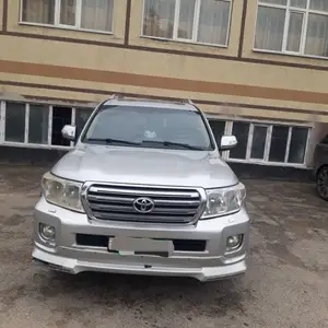 Toyota Land Cruiser, 2012