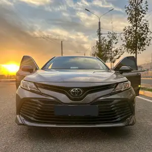 Toyota Camry, 2019