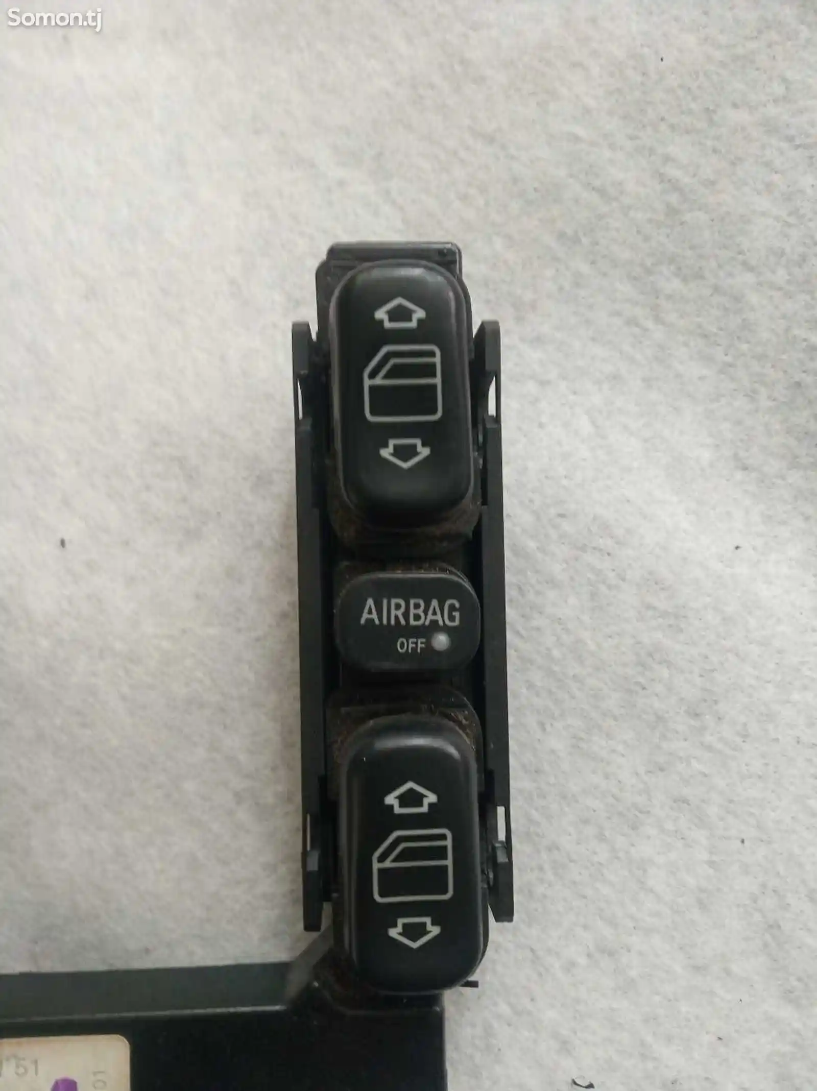 Cхема кнопок на Mercedes-Benz-2