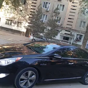 Hyundai Sonata, 2013