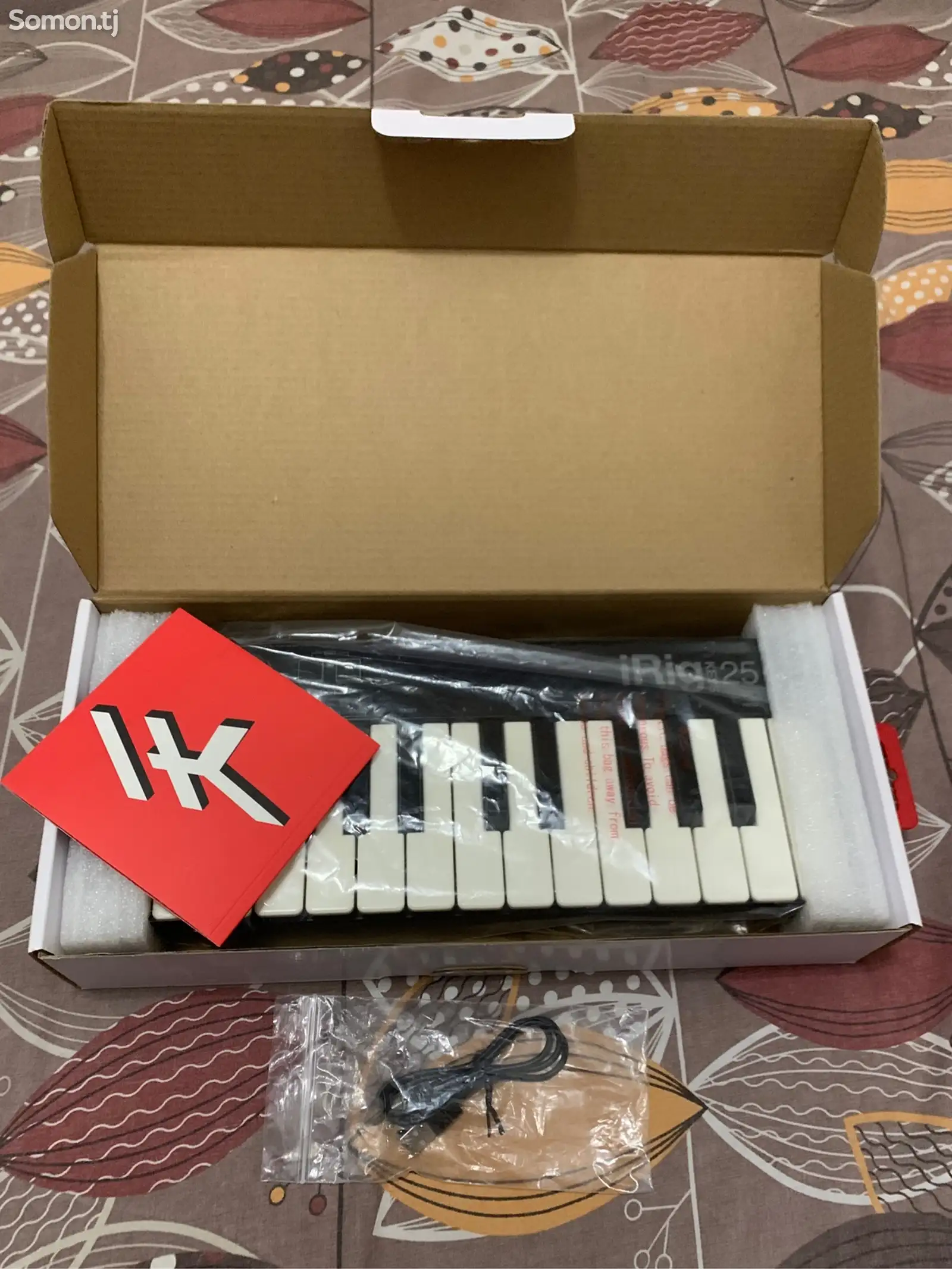 MIDI-Клавиатура iRig Keys 25-1