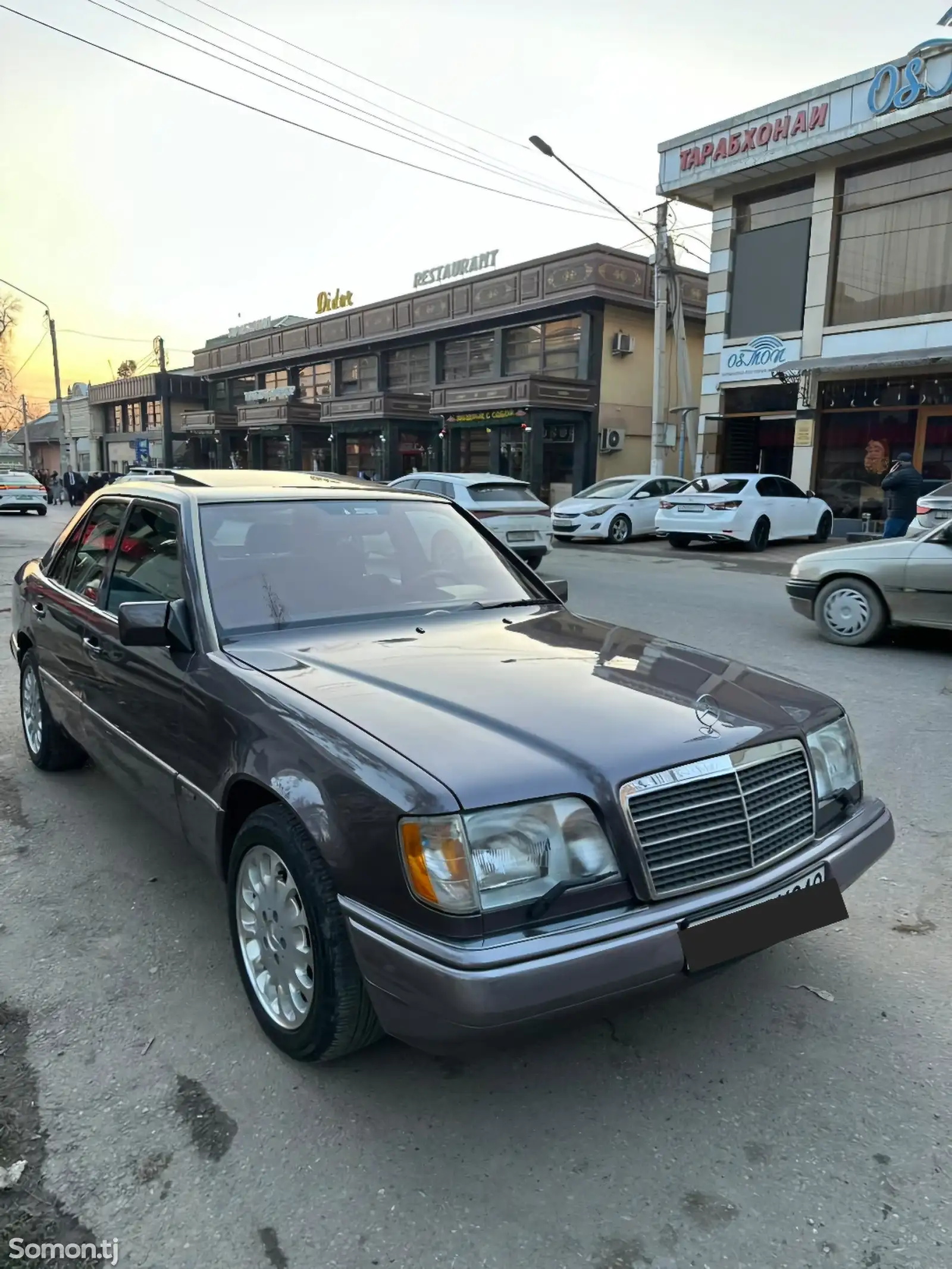 Mercedes-Benz W124, 1993-1