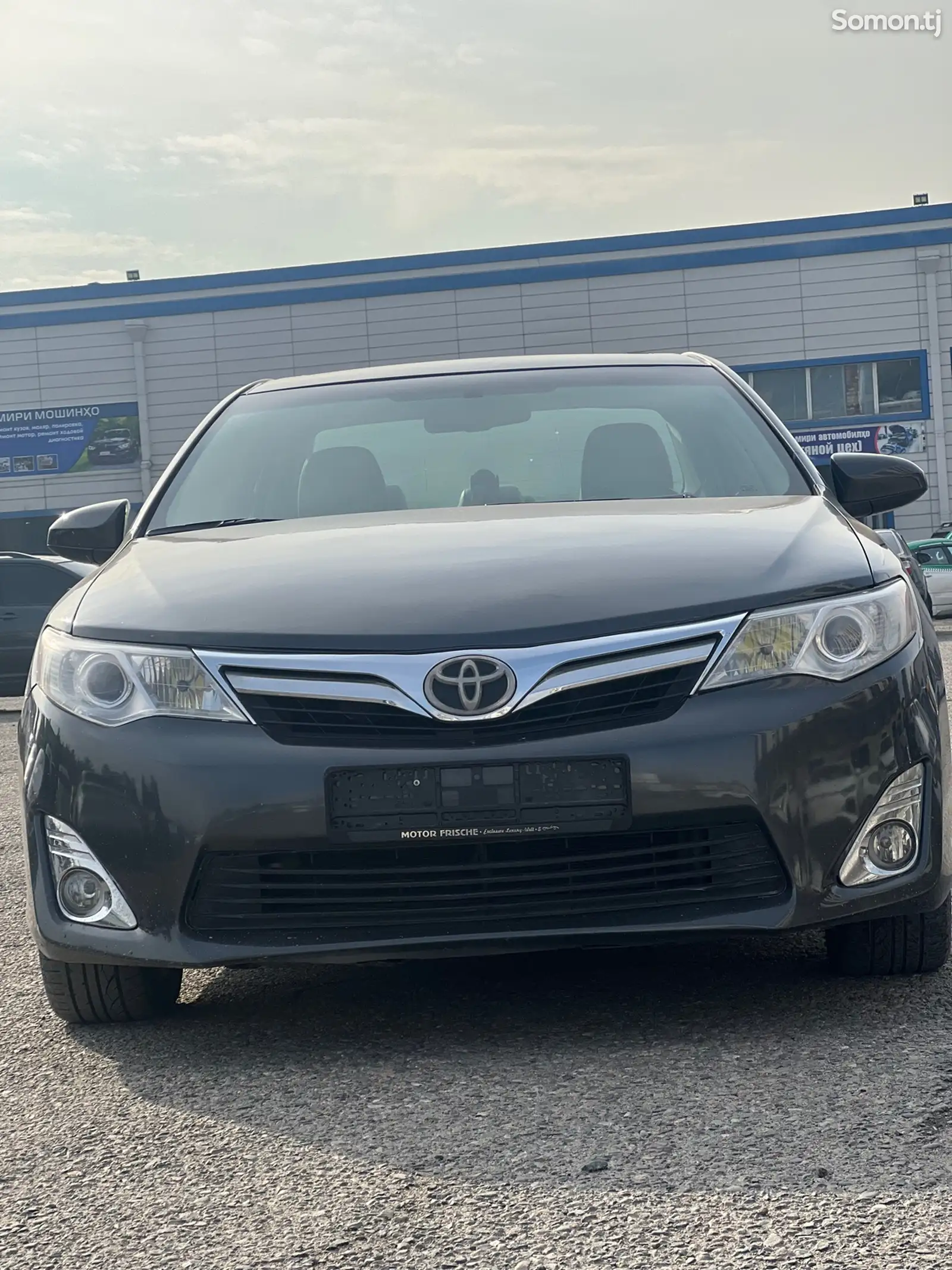 Toyota Camry, 2012-1