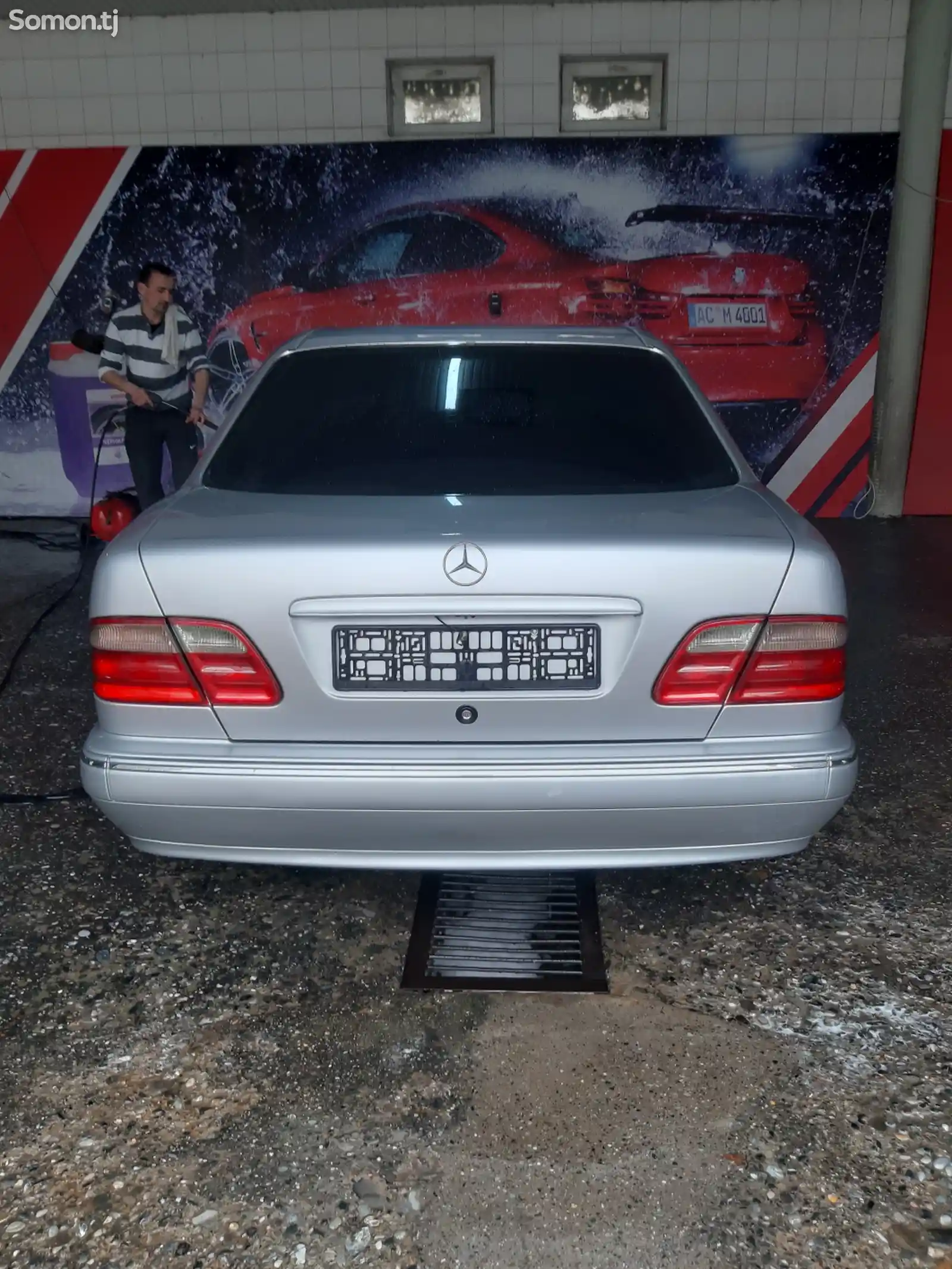 Mercedes-Benz E class, 2000-4