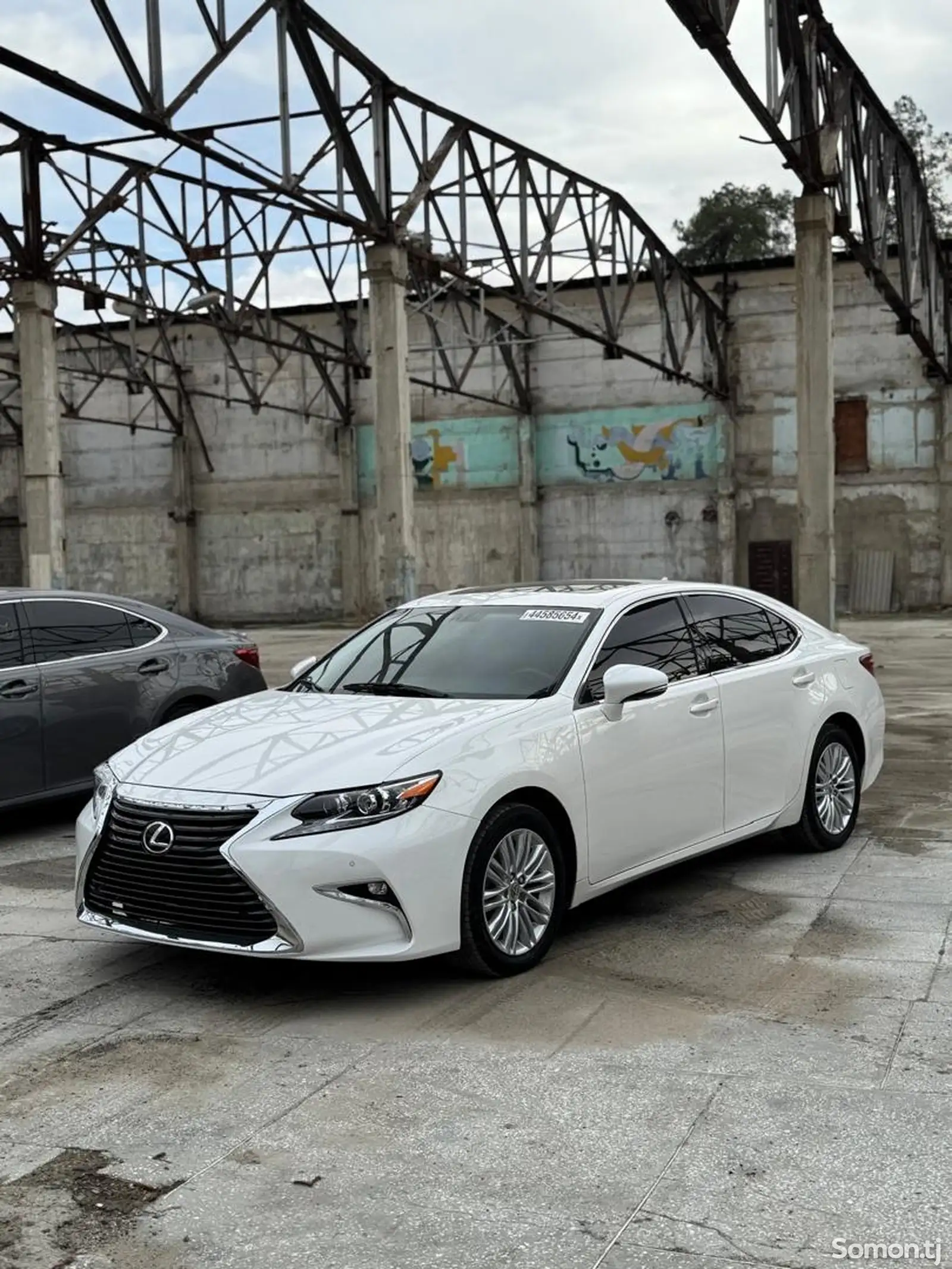 Lexus ES series, 2015-2