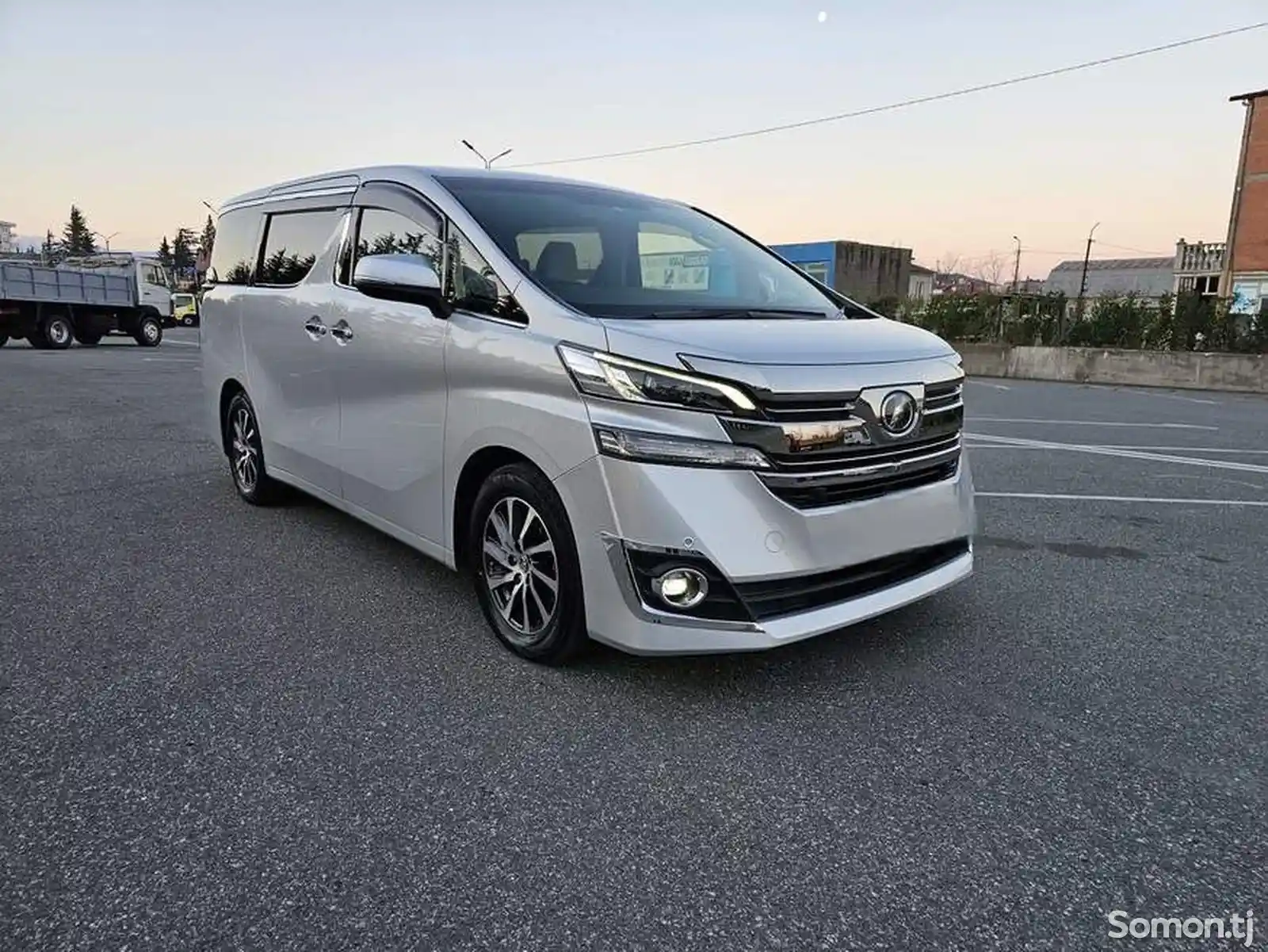 Toyota Alphard, 2017-2