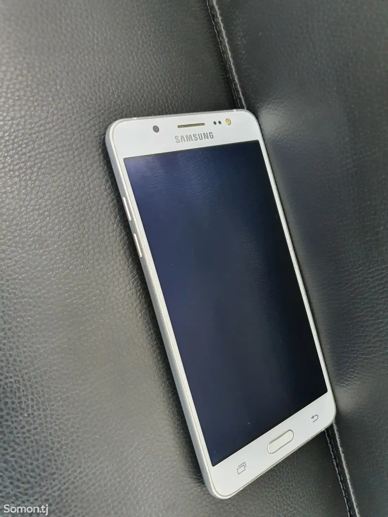 Samsung Galaxy j5-1