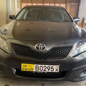 Toyota Camry, 2010