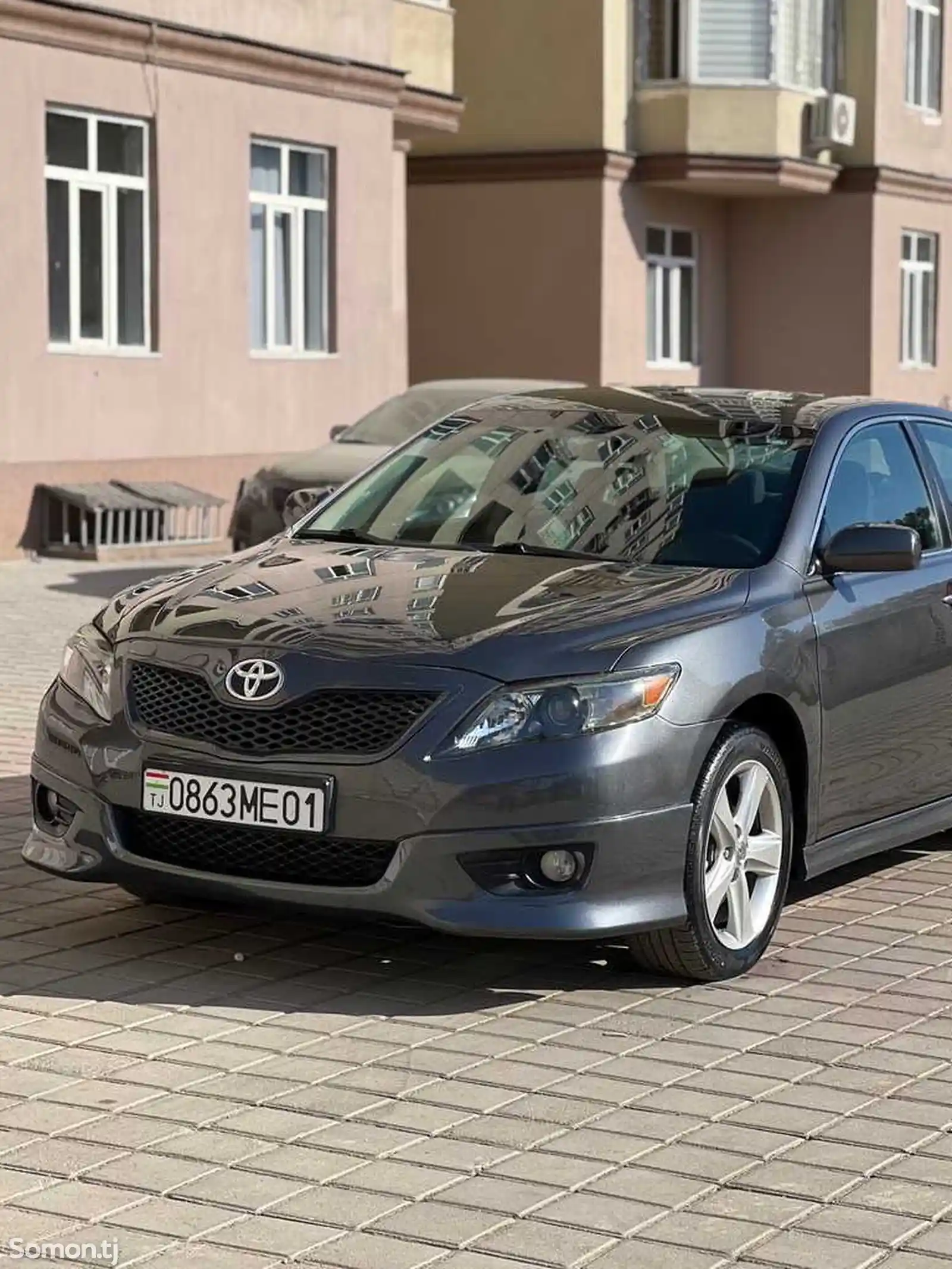 Toyota Camry, 2010-1