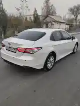 Toyota Camry, 2021-4