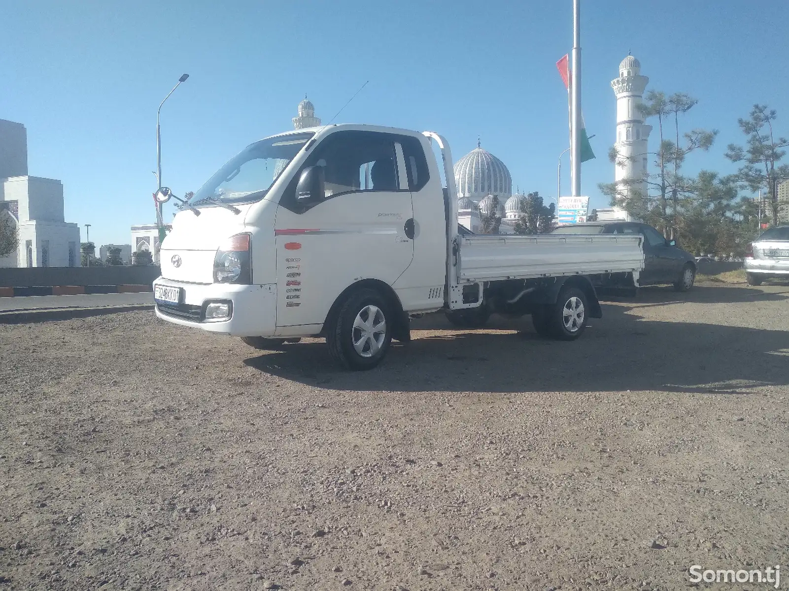 Бортовой автомобиль Hyundai Porter, 2015-4