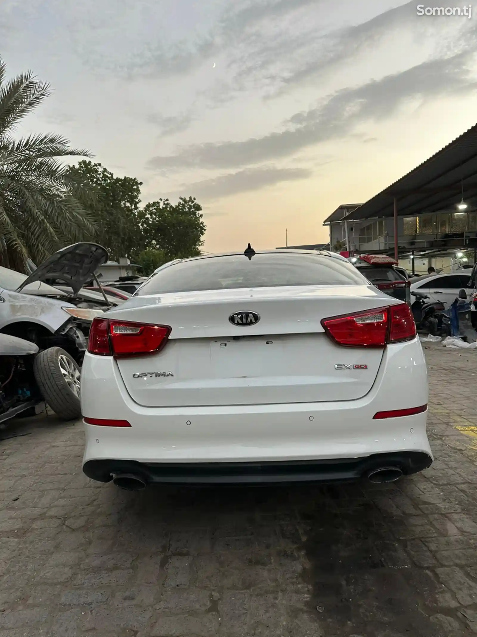 Kia Optima, 2015-11