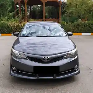 Toyota Camry, 2012