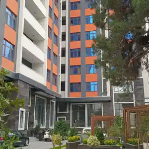 2-комн. квартира, 11 этаж, 67м², И. Сомони