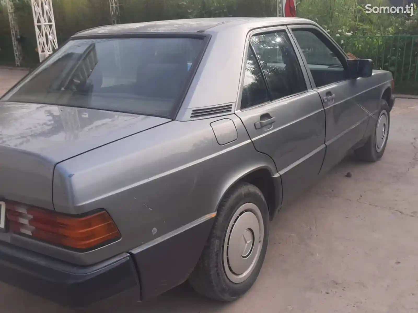 Mercedes-Benz W124, 1990-7